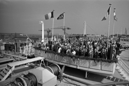 Mammoettanker Fina Canada wordt gedoopt bij NDSM Amsterdam overzicht, Bestanddeelnr 924-8315