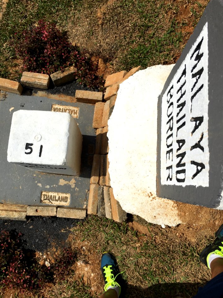 Malaysia-Thailand boundary stone no. 51 7