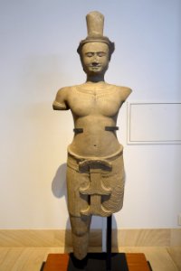 Male figure, Khmer, 9th-10th century AD, sandstone - Matsuoka Museum of Art - Tokyo, Japan - DSC07024