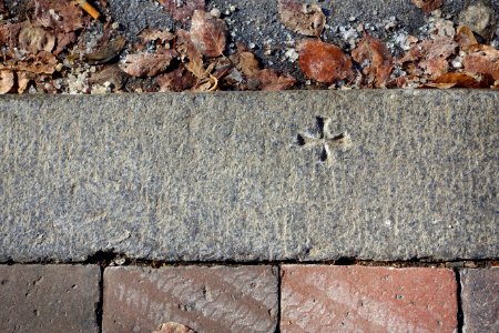 Maltese cross curb - Beacon Hill - Boston, MA - DSC02198