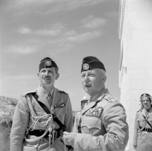 Majoor Kheiralla Jarrah en Generaal Glubb Pasha, Bestanddeelnr 255-5096