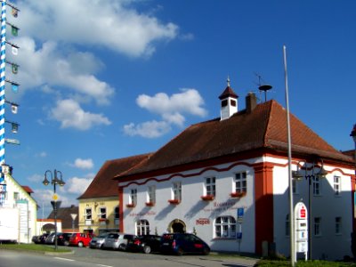 Mallersdorf-Pfaffenberg-Marktplatz-1