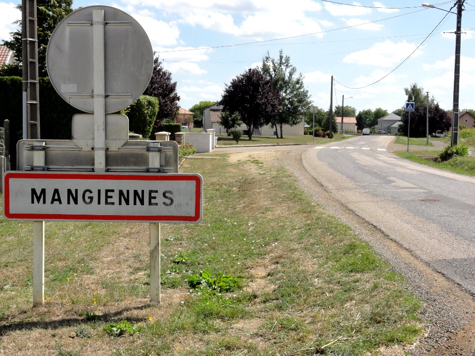 Mangiennes (Meuse) city limit sign