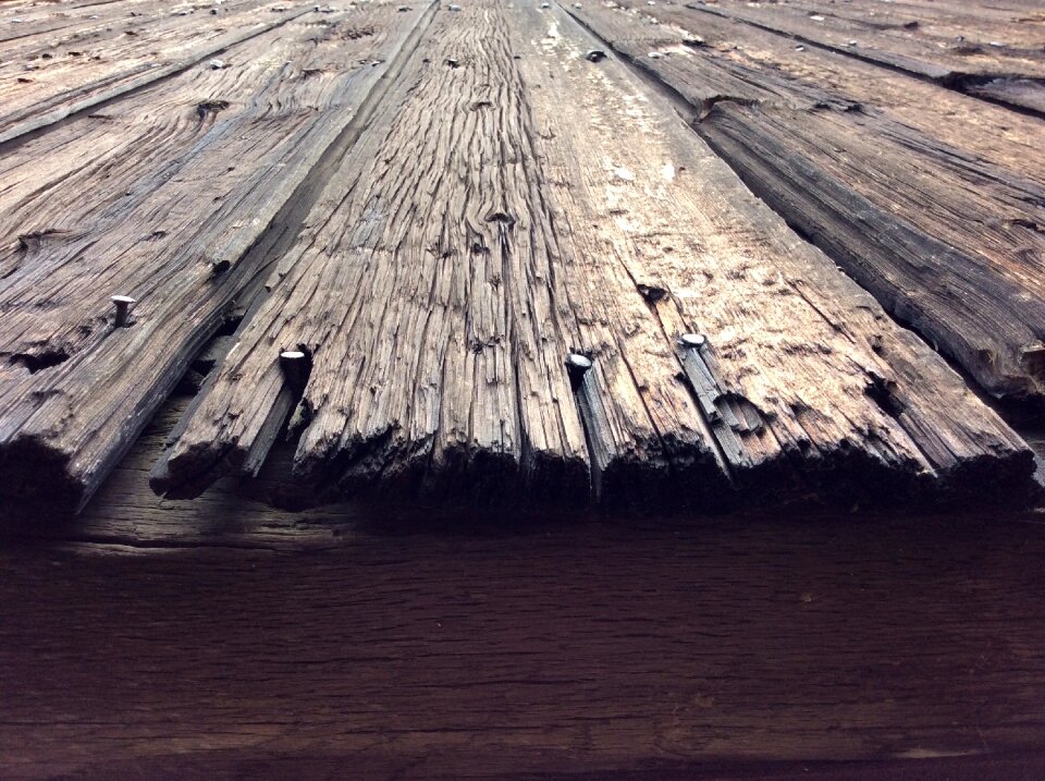 Colonial barn wood nail