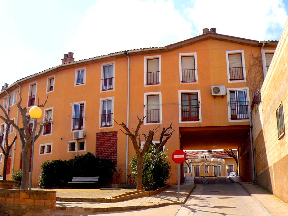 Mallén - Plaza Pablo Iglesias 1