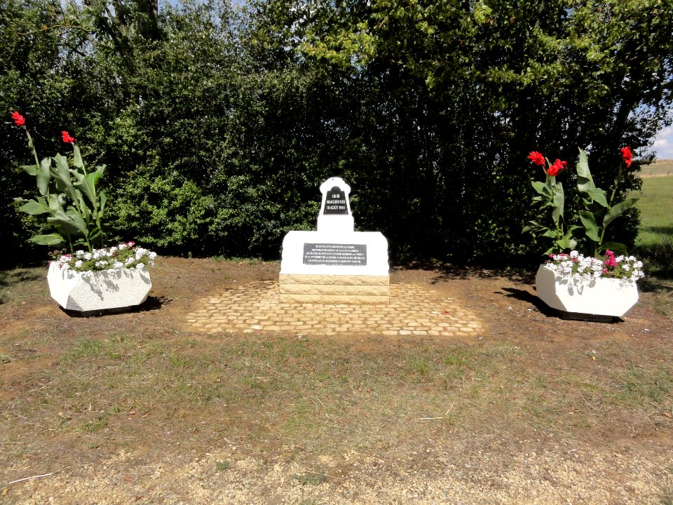Mangiennes (Meuse) monument 130 RI (02)