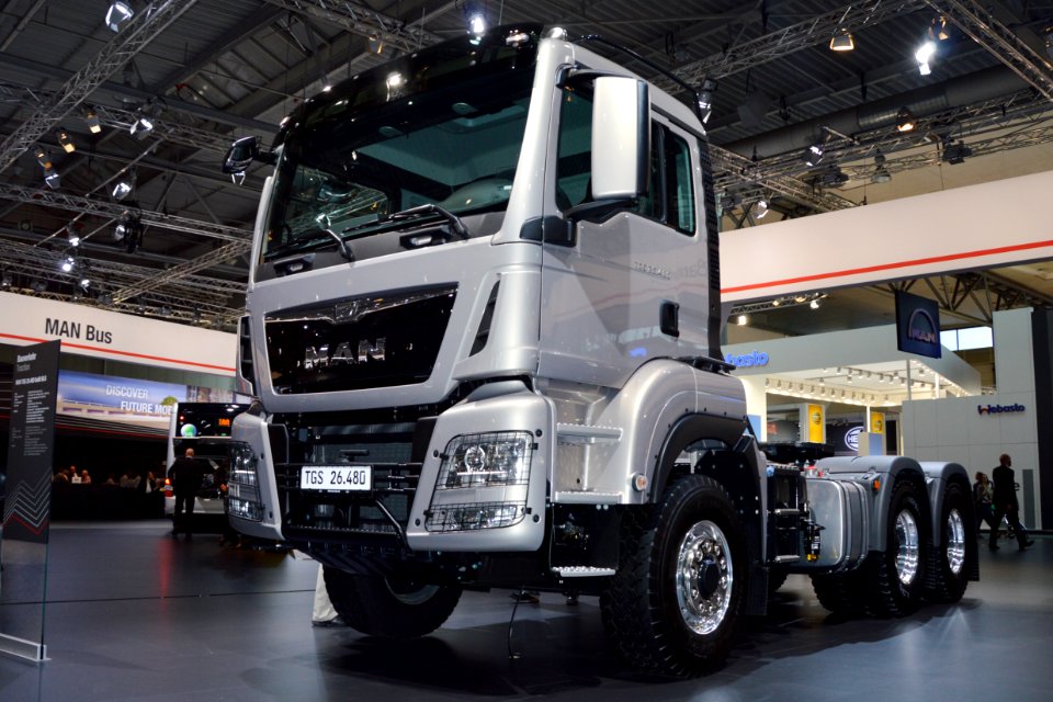 MAN TGS 26.480. Free image Spielvogel 1