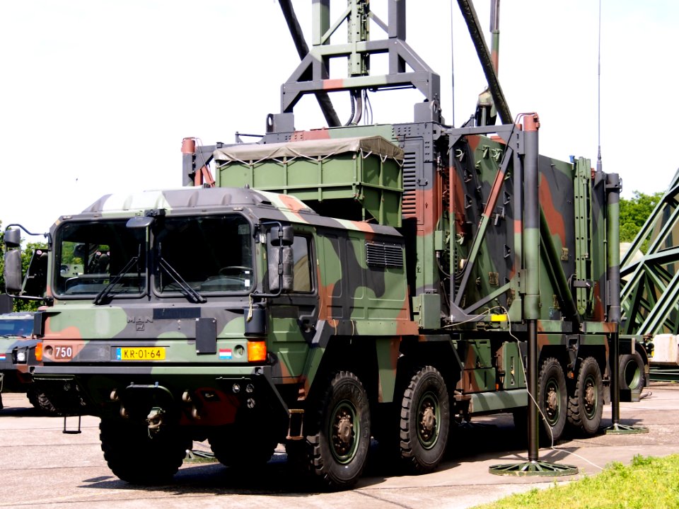 MAN truck of the Royal Netherlands Army with TRML -Telefunken Radar Mobil Luftraumüberwachung, pic3