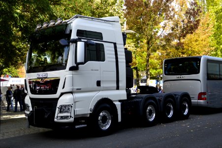 MAN TGX 41.640 photo