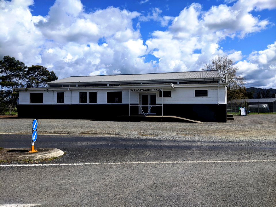 Mangatāwhiri hall2