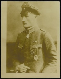 Manfred Freiherr von Richthofen (1882-1918), Jachtvlieger. Bijnaam Der rote Bar, Bestanddeelnr 158-0314