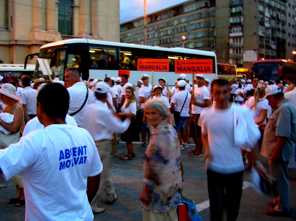 Mangalioţi, protest Piaţa Revoluţiei 26-7-12