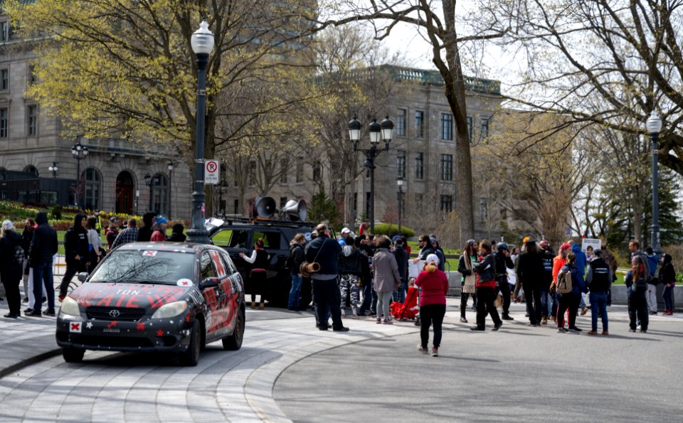 Manifestation anti-vaccins au Québec