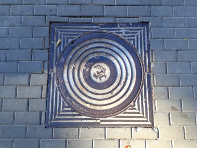 Manhole cover Minsk 1