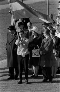 Manifestatie in verband met 12,5 jarig regeringsjubileum van H. M. . Voorbijtrek, Bestanddeelnr 912-1890