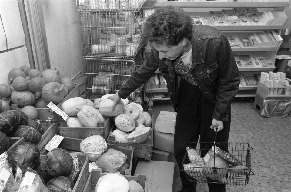 Mamma-winkel voor natuurlijke voeding in Amsterdam (Spui), Bestanddeelnr 934-0847