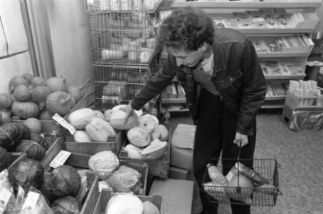 Mamma-winkel voor natuurlijke voeding in Amsterdam (Spui), Bestanddeelnr 934-0847