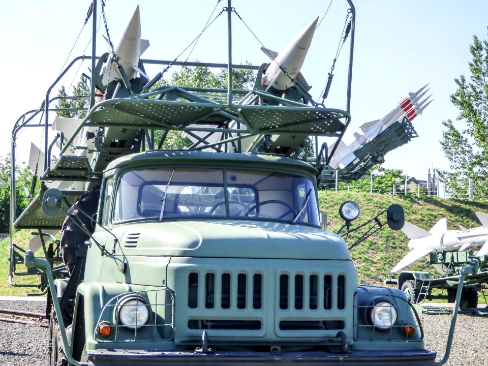 Combat rocket truck