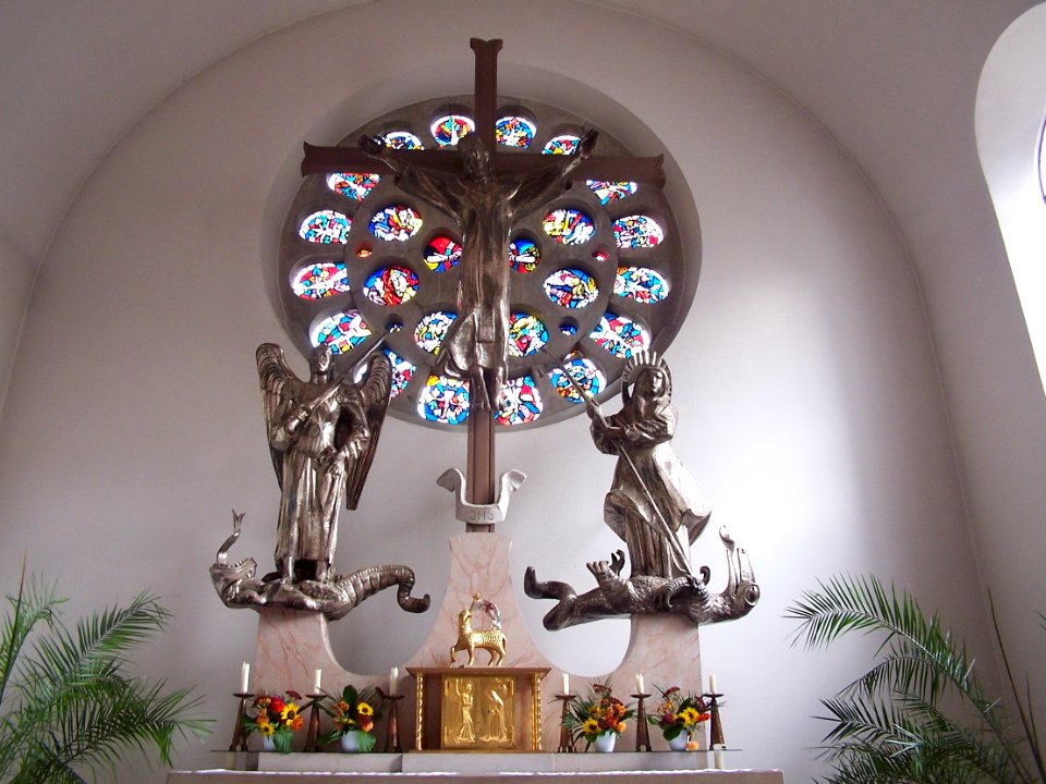 Mamminig-Kirche-Sankt-Margaretha-Altar