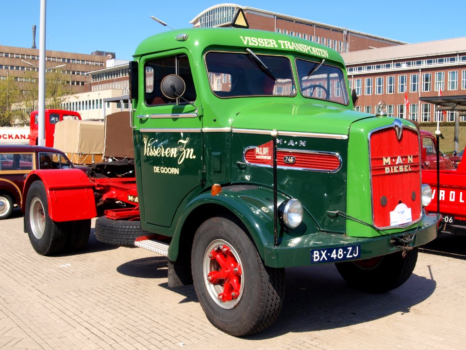 MAN 745 L1 licence BX-48-ZJ (1956) pic2