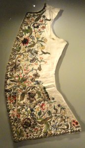 Man's waistcoat (left half), England, 1725-1750, silk satin - Patricia Harris Gallery of Textiles & Costume, Royal Ontario Museum - DSC09343