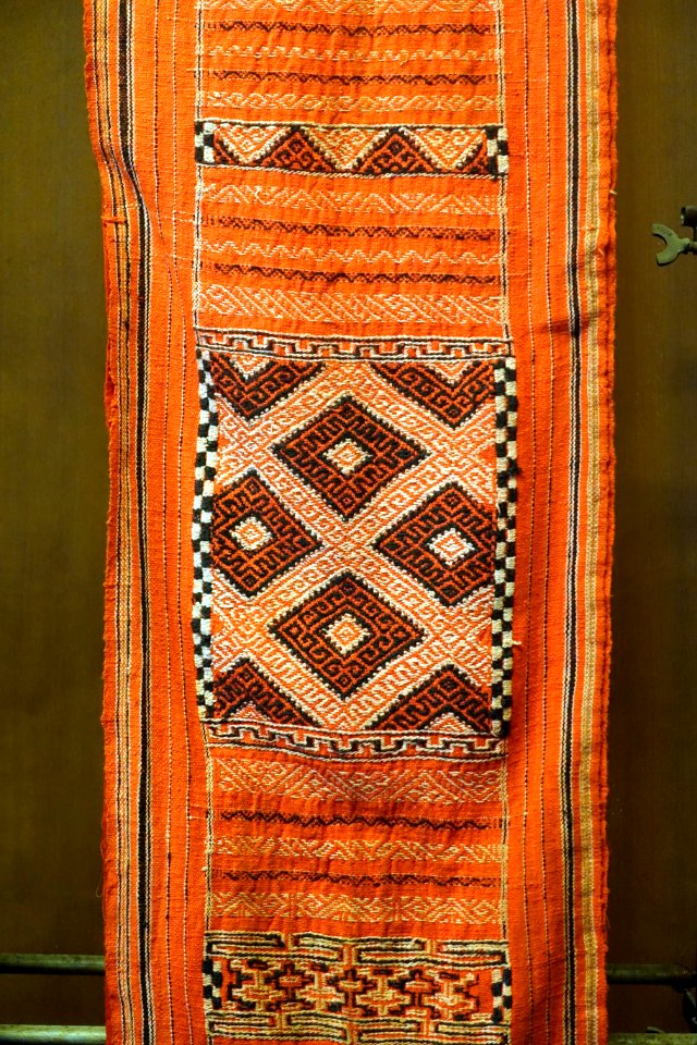 Man's belted apron, Xtieng, view 2 - Vietnam Museum of Ethnology - Hanoi, Vietnam - DSC03275
