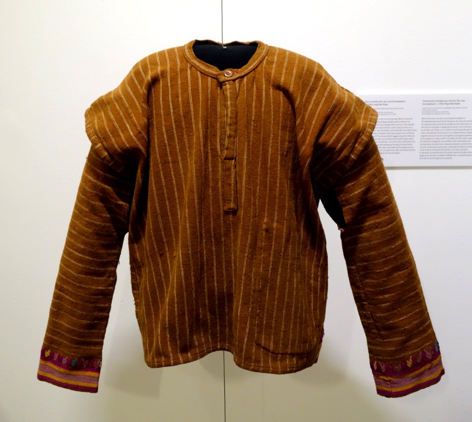 Man's cofradia shirt, Kaqchikel Maya, San Juan Sacatepequez, c. 1930s, cotton and silk, shellfish purple dye - Textile Museum of Canada - DSC01111
