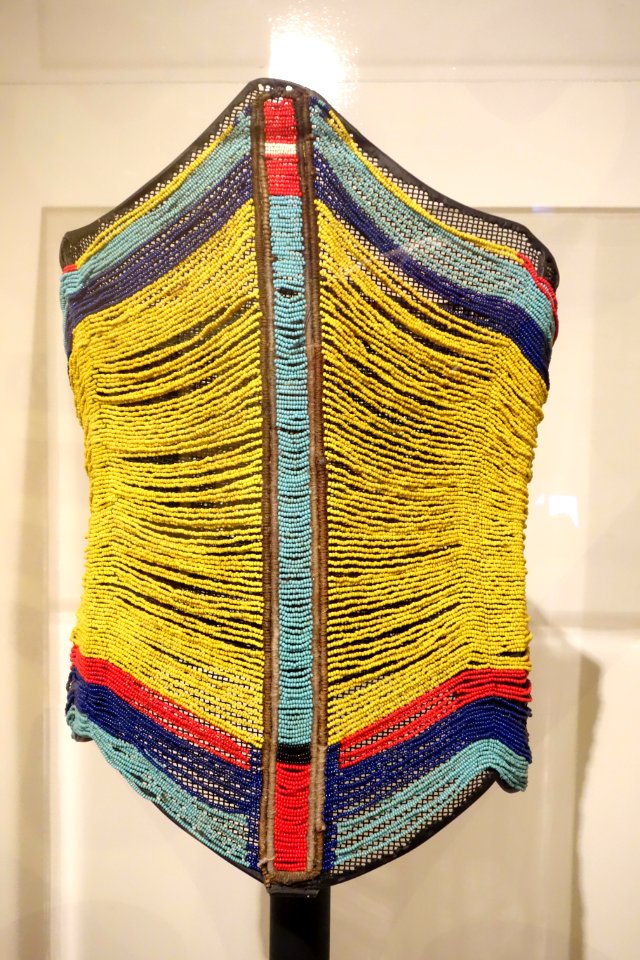 Man's corset, Dinka people, South Sudan, 20th century, beads, fiber, wire - Brooklyn Museum - Brooklyn, NY - DSC08550