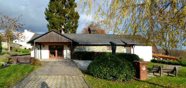 Mammolshain, Friedhof, Halle (2)