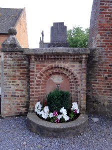 Malzy (Aisne) fontaine Saint-Louis