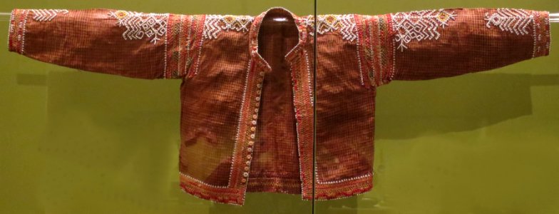 Man's shirt from Mindanao, Honolulu Museum of Art 4717.1a