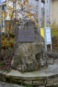 Mammolshain, Denkmal 800 Jahre Mammolshain