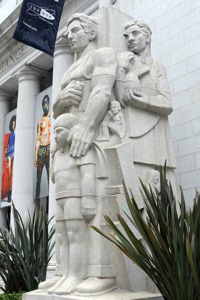 Man's Inventive Genius by Ralph Stackpole, granite, 1929-1932 - San Francisco Stock Exchange, 155 Sansome Street, San Francisco, CA - DSC04608