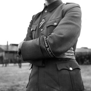 Man in uniform van de Landstorm, Bestanddeelnr 900-3410