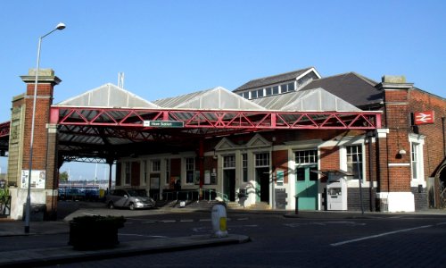 Main Building at Hove Railway Station, Station Approach, Hove (NHLE Code 1187584) (October 2010)