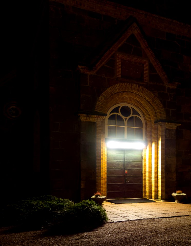 Main entrance Brastad Church at night 3