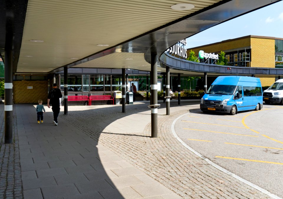 Main entrance at Norra Älvsborgs Länssjukhus (NÄL) 7