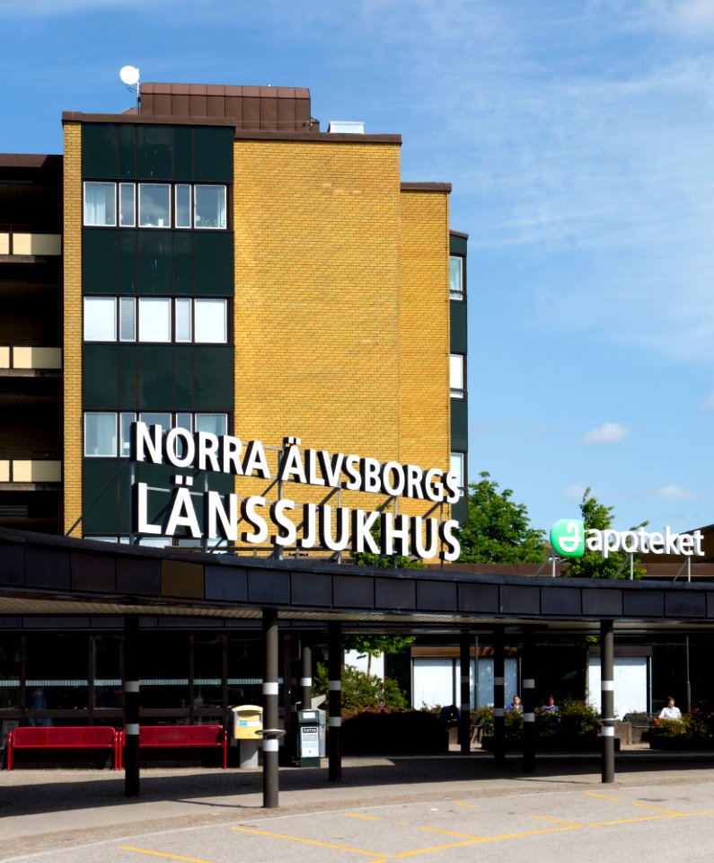 Main entrance at Norra Älvsborgs Länssjukhus (NÄL) 8