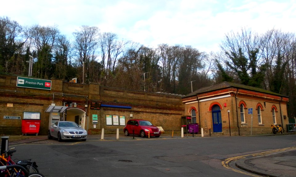 Main Entrance of Preston Park Station (December 2012)