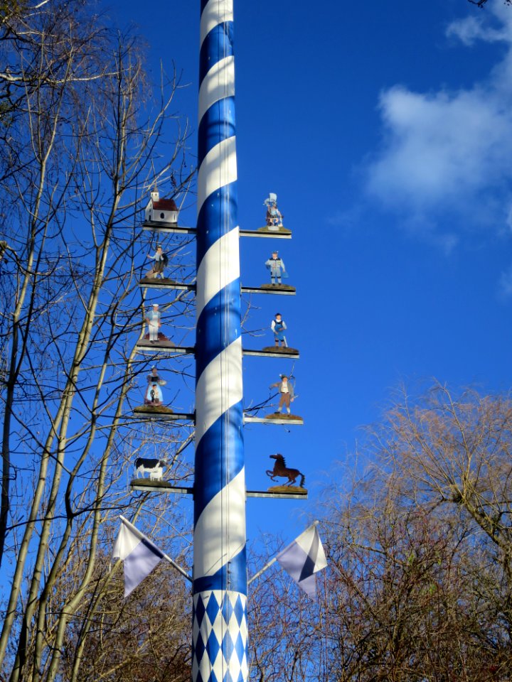 Maibaum Attenhausen