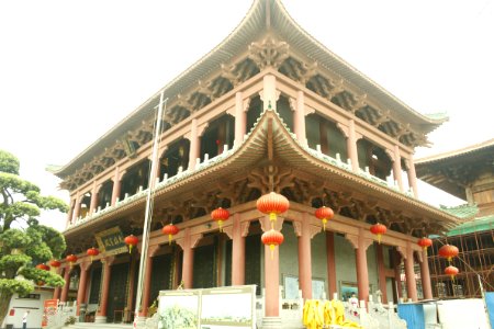 Mahavira Hall, Renshou Temple, Foshan, Guangdong, China, picture3 photo