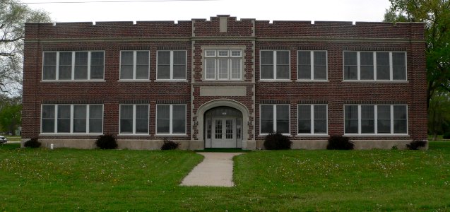 Mahaska Rural High School from E 1