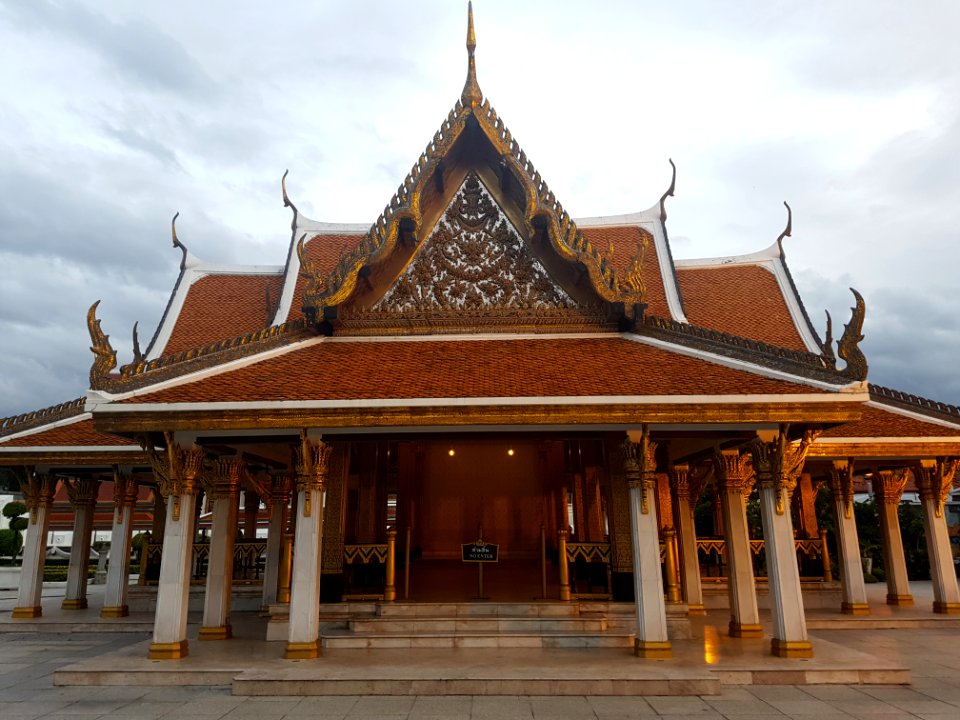 Maha Chetsadabodin Pavilion - 2017-07-16 (003)