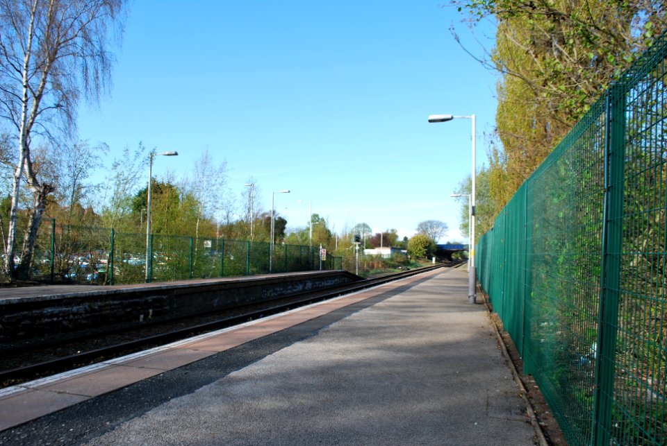 Maghull Station Liverpool platform towards Ormskirk