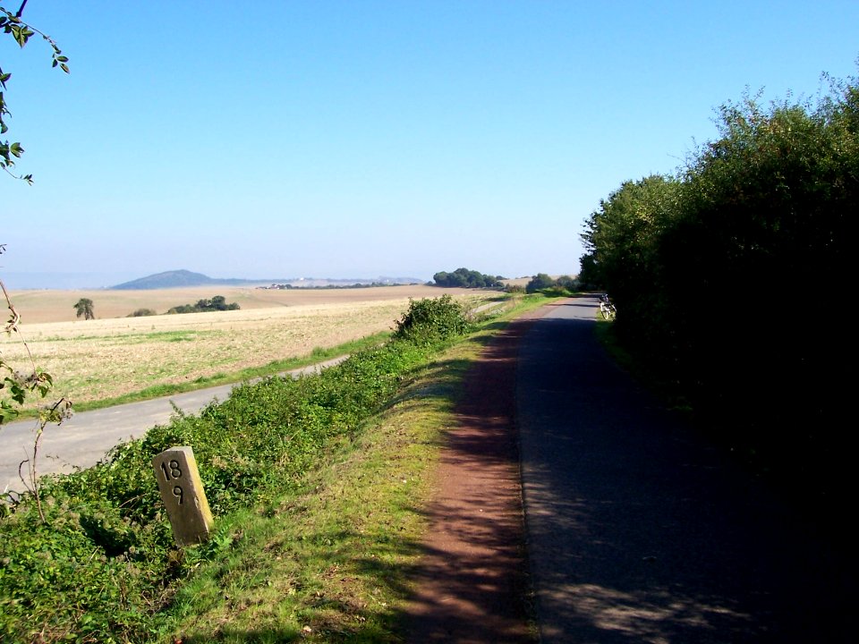 Maifeld bikeway near Ochtendung