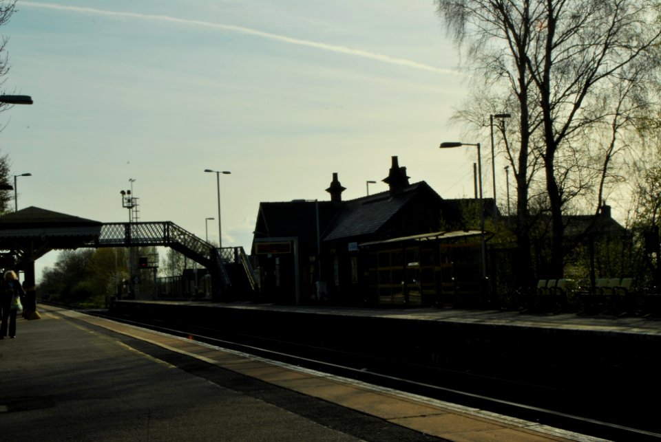 Maghull Station Liverpool platform towards Liverpool 3