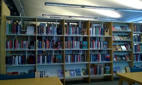 Maikkula Library Oulu 20160323 02