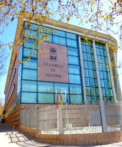 Madrid - Puente de Vallecas - Asamblea de Madrid 3