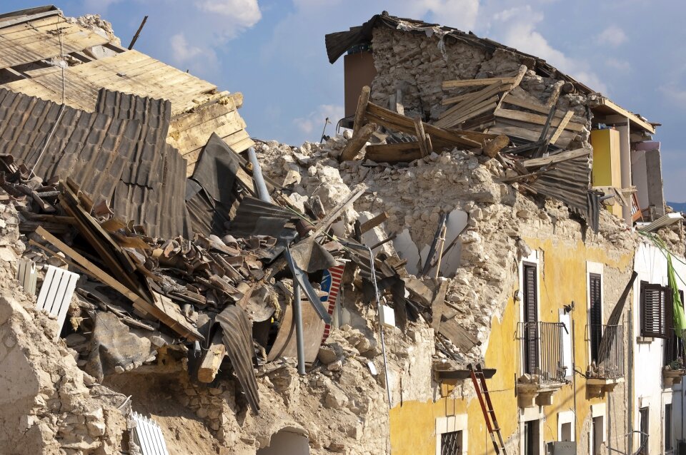 Disaster house roads