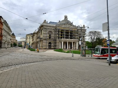 Mahenovo divadlo - divadlo na Malinovském náměstí 20210516 083635